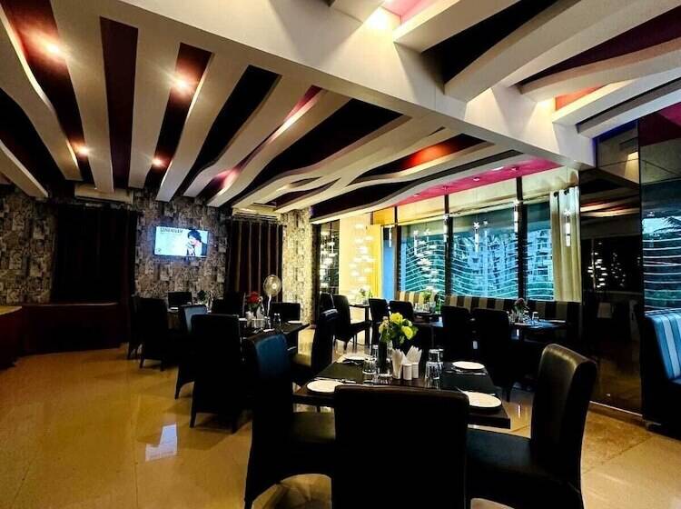 酒店 Vijayanagarakingscourt