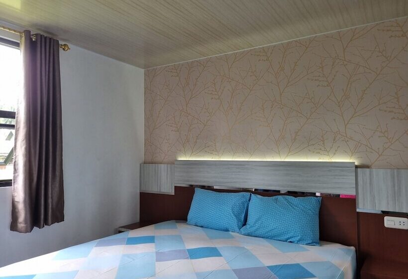 هتل Wafaby Guest House