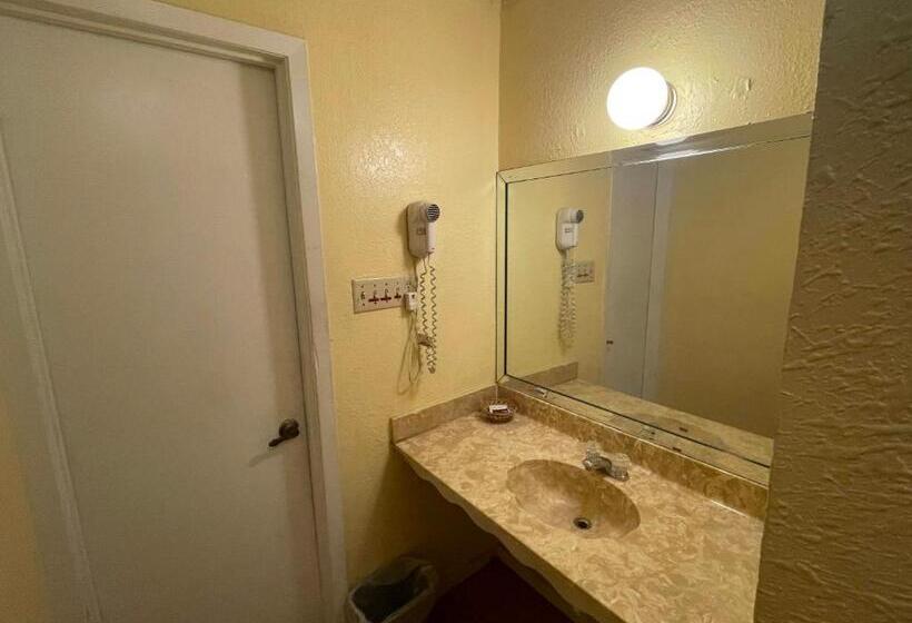 مُتل Relax Inn Copperas Cove