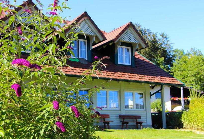 بنسيون Litz   Das Erlebnishaus Am Attersee