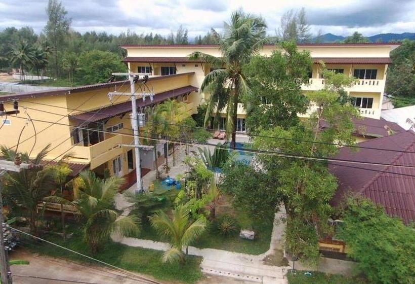 استراحتگاه Khaolak Summer House 2