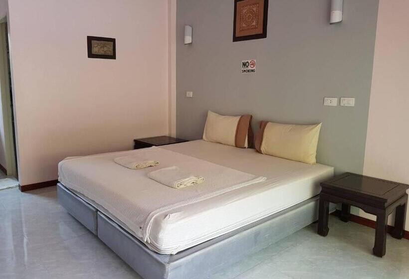 استراحتگاه Khaolak Summer House 2