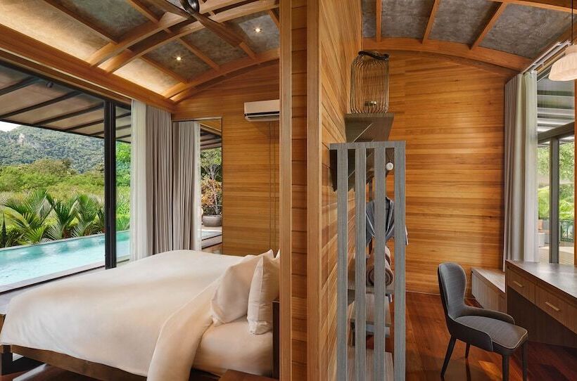 استراحتگاه The Hidden Village Khao Yai