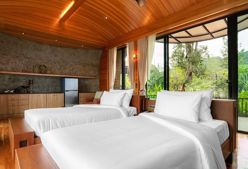 استراحتگاه The Hidden Village Khao Yai