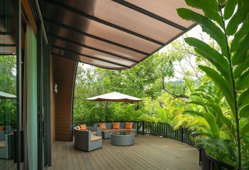 استراحتگاه The Hidden Village Khao Yai