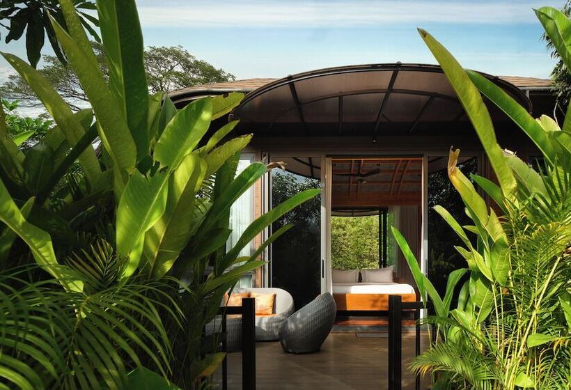 استراحتگاه The Hidden Village Khao Yai