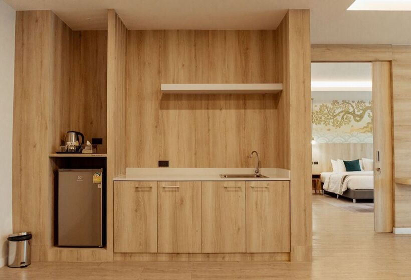 Rus Hotel&convention