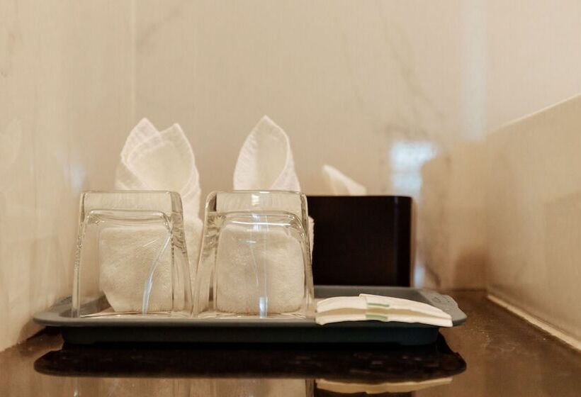 Rus Hotel&convention