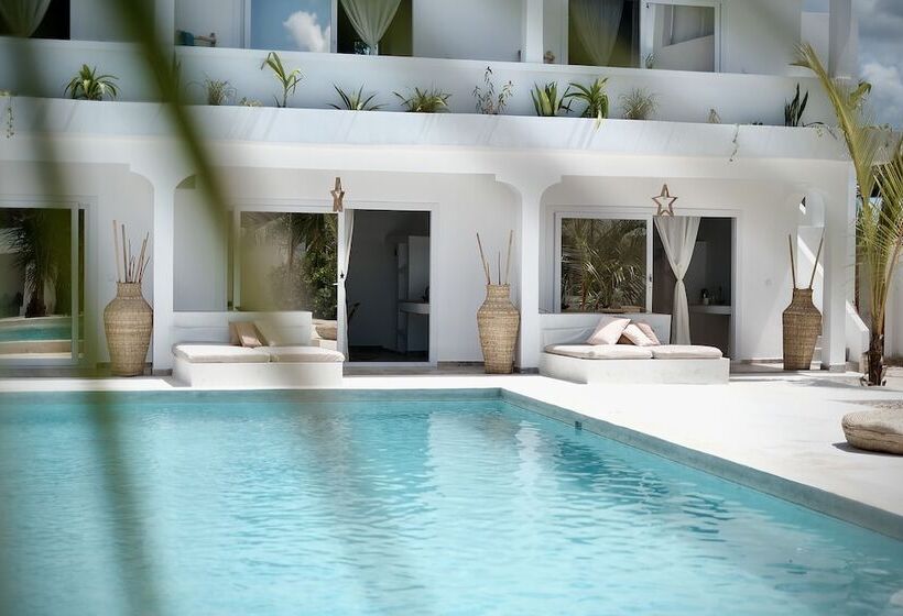 مبيت وإفطار Antares Villa