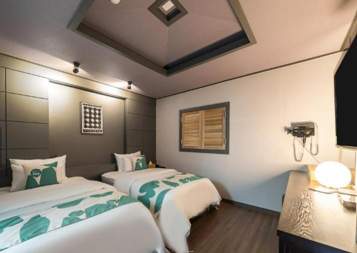 By Ths Valentine Hotel Incheon