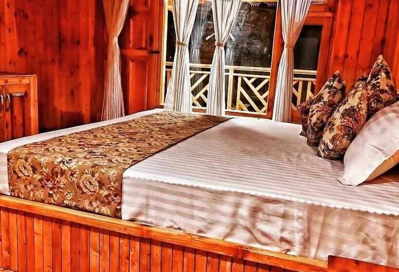 فندق Cafe Saffron & Cottages