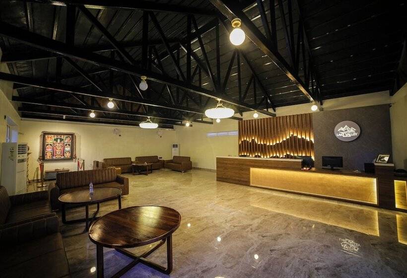 فندق Lake Valley Resort And Spa, Tirupati