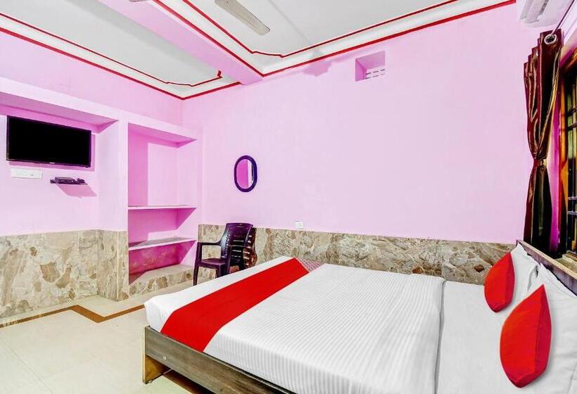 בית מלון כפרי Oyo Flagship Dutta Home Residency