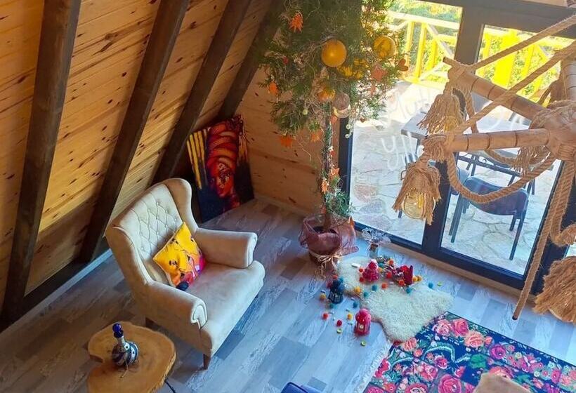 בית מלון כפרי Pamira Bungalow