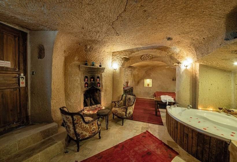 هتل Shiraz Cave Cappadocia