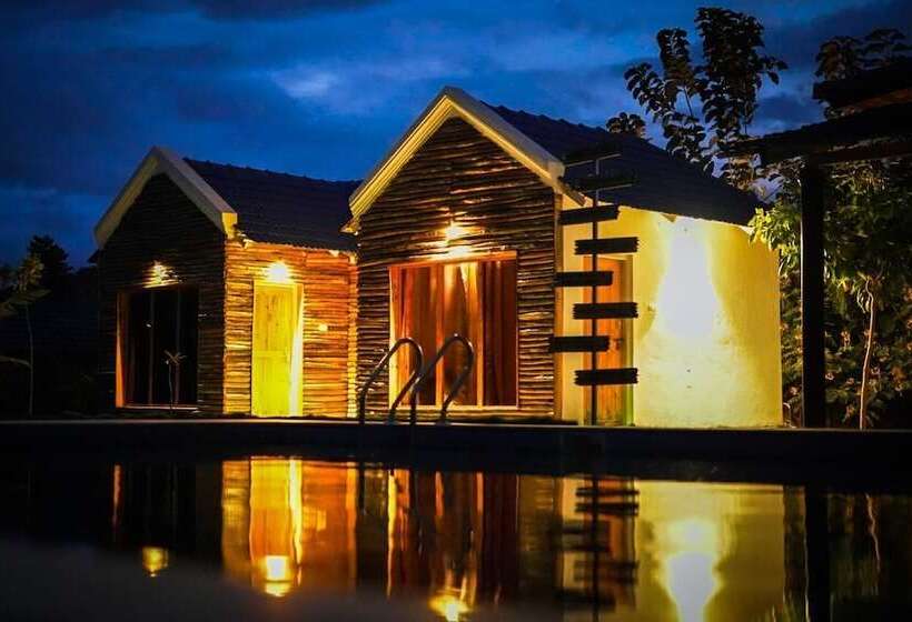 Kaadgal Resort