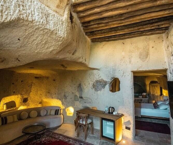 تختخواب و صبحانه Vie Cappadocia   Adults Only