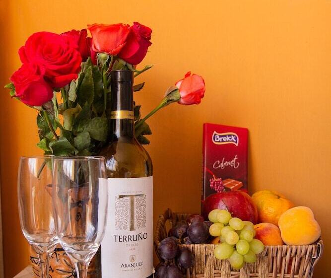 مسافرخانه Skylake