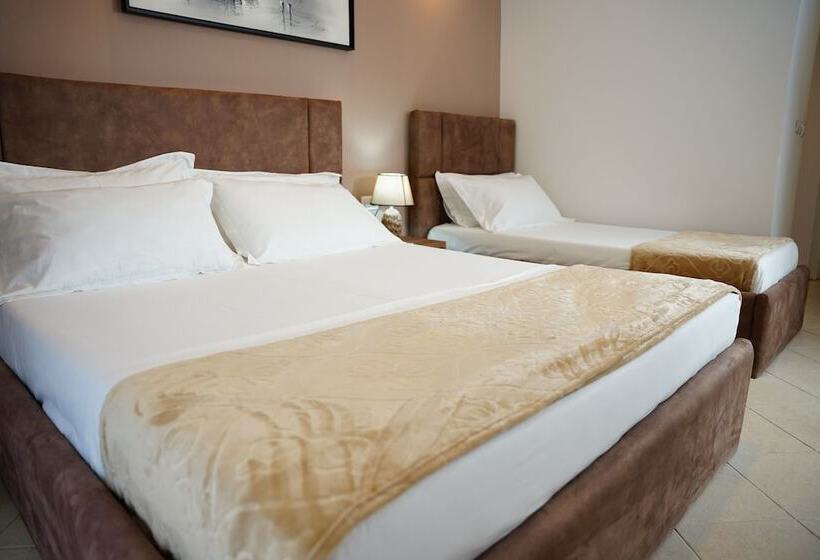 هتل Atrium Deluxe Resort