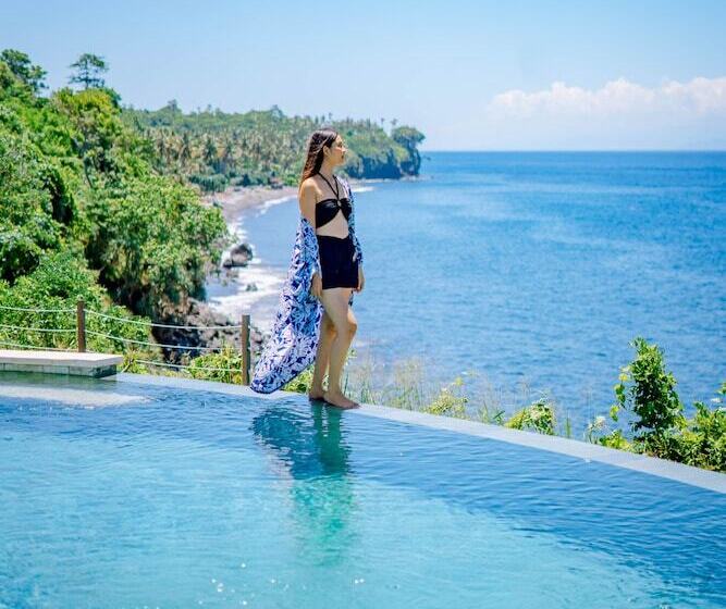 ホテル Bali Cliff Glamping