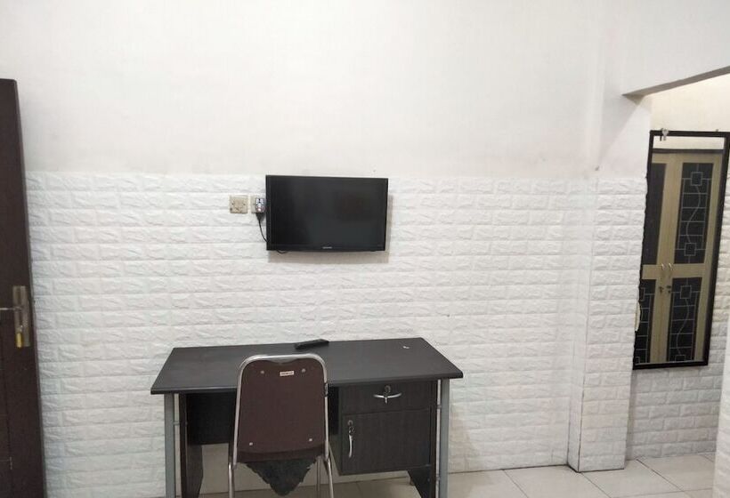 فندق Bintang Khanida Syari Ah