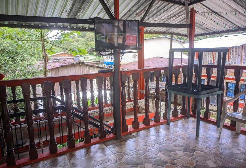 فندق Comodo Alojamiento En San Cipriano