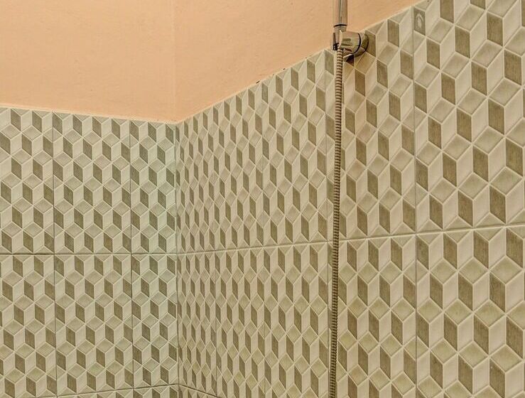 هتل Efniati Homestay Syariah By Oyo