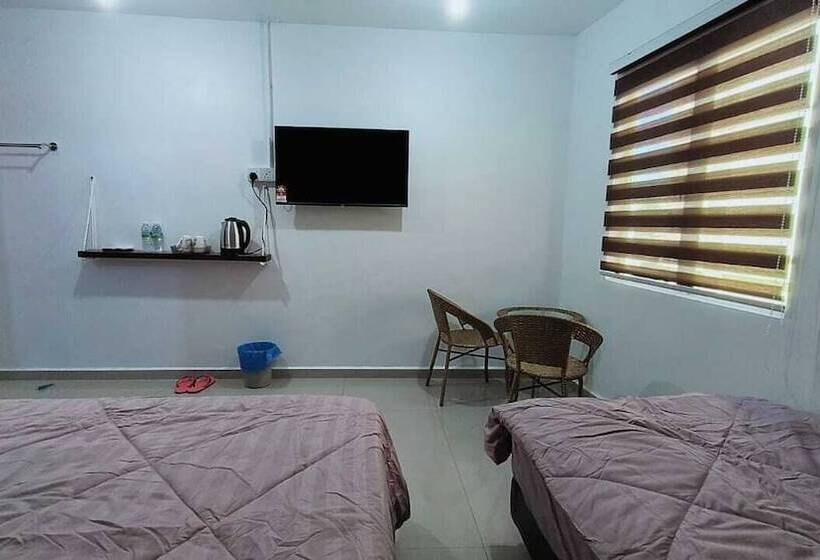 בית מלון כפרי Kong Jing By Oyo