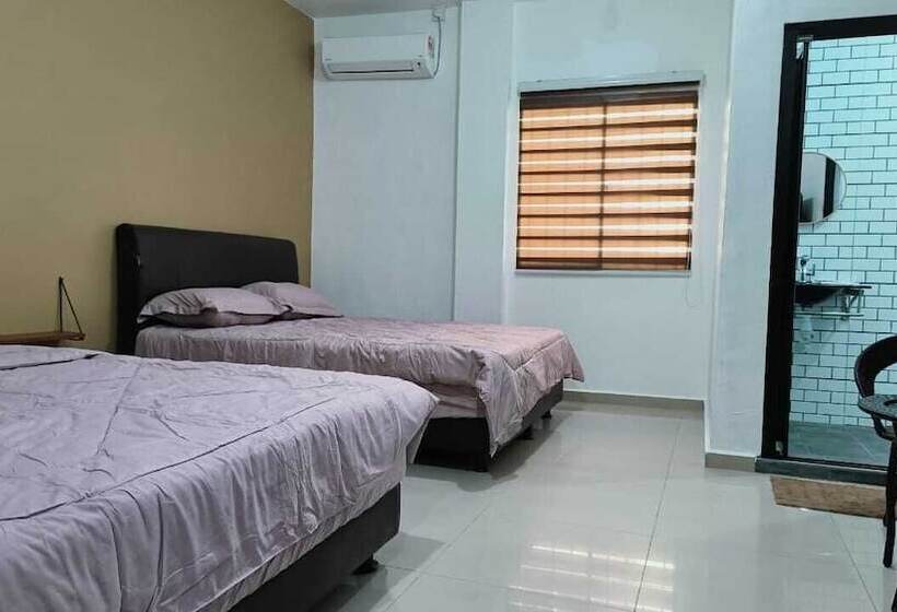 בית מלון כפרי Kong Jing By Oyo