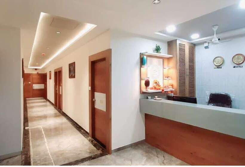 Отель Md Residency