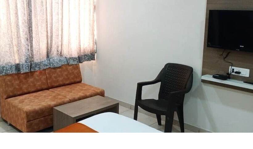 Отель Md Residency