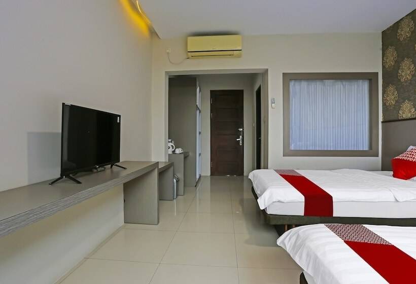 هتل Pondokan Nadita Homestay By Oyo