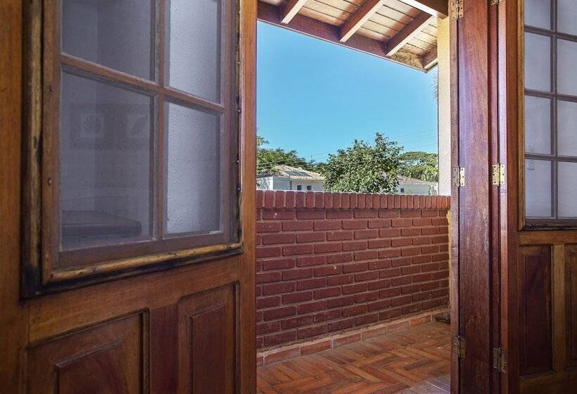 ホテル Residencial Santa Lucia