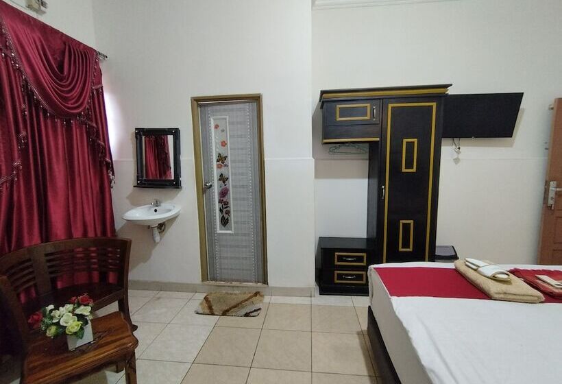 هتل Spot On 92695 My Kost Syariah