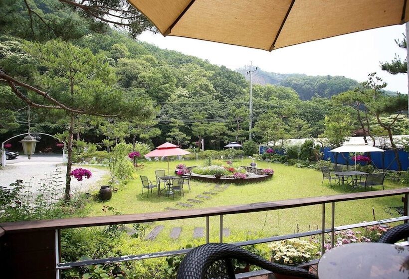 מוטל Cheongpyeong Paradise