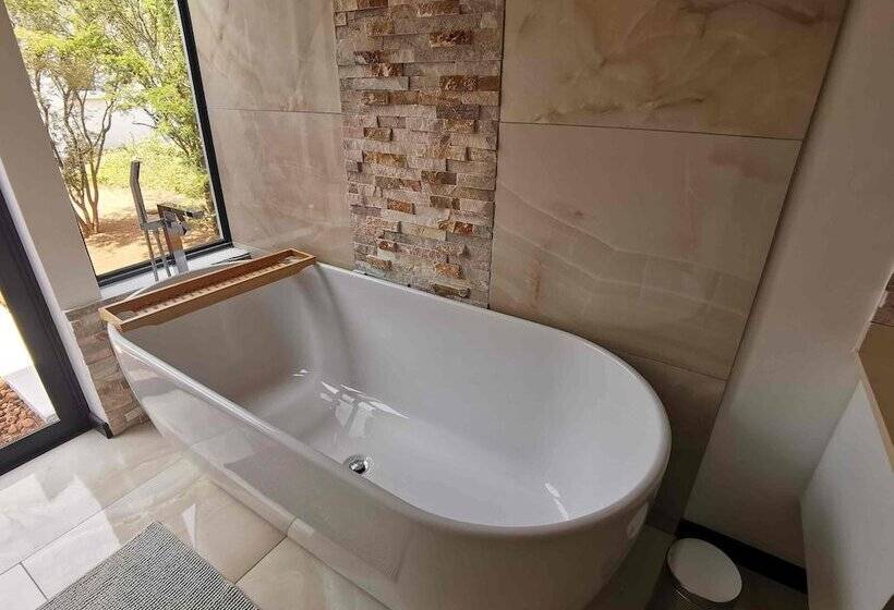 ペンション Gem In The Bush Lodge