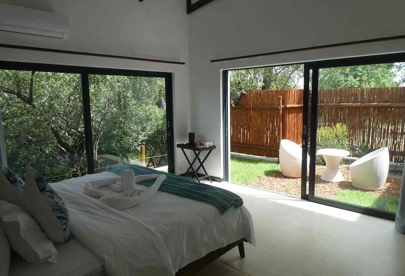 ペンション Gem In The Bush Lodge