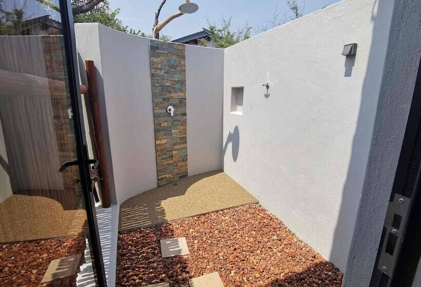 ペンション Gem In The Bush Lodge