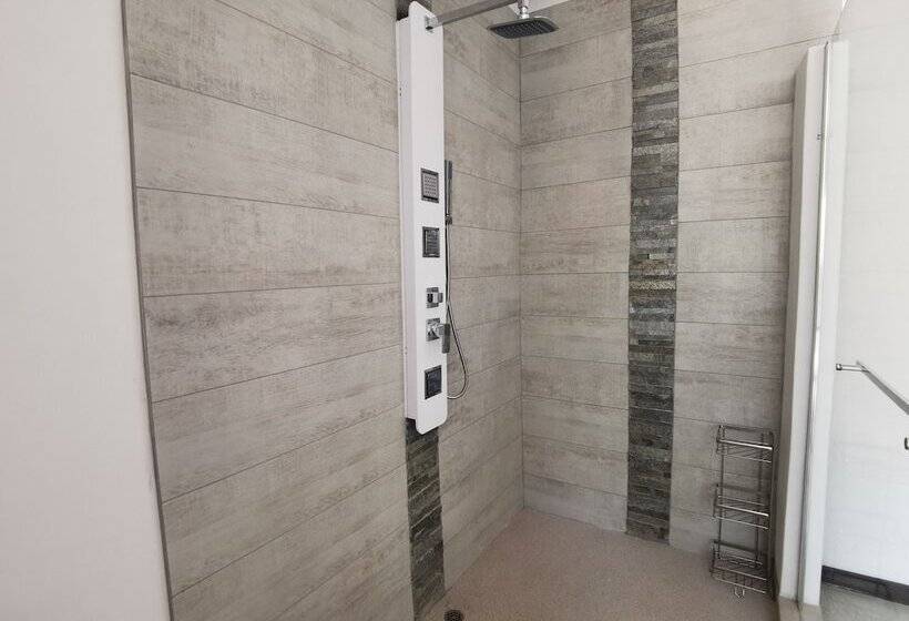 ペンション Gem In The Bush Lodge