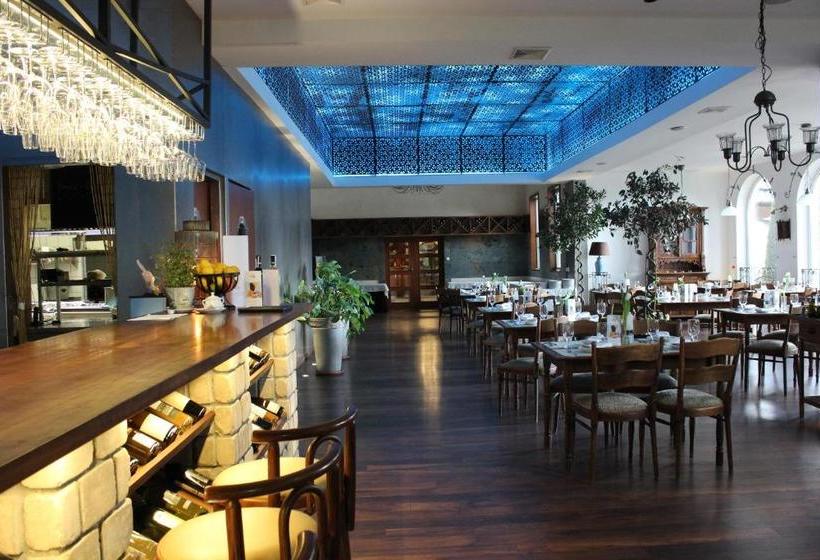 בית מלון כפרי Azzun Orient Spa&wellness