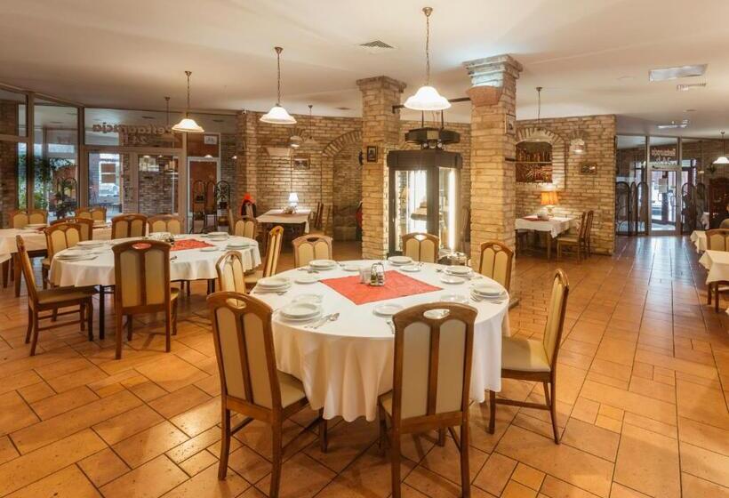 בית מלון כפרי Bastion