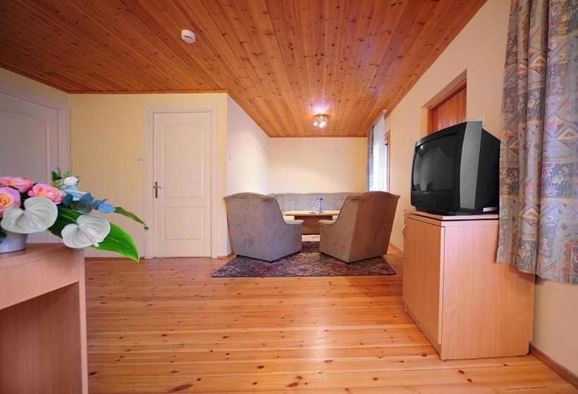 酒店 Bukowy Dworek Geovita