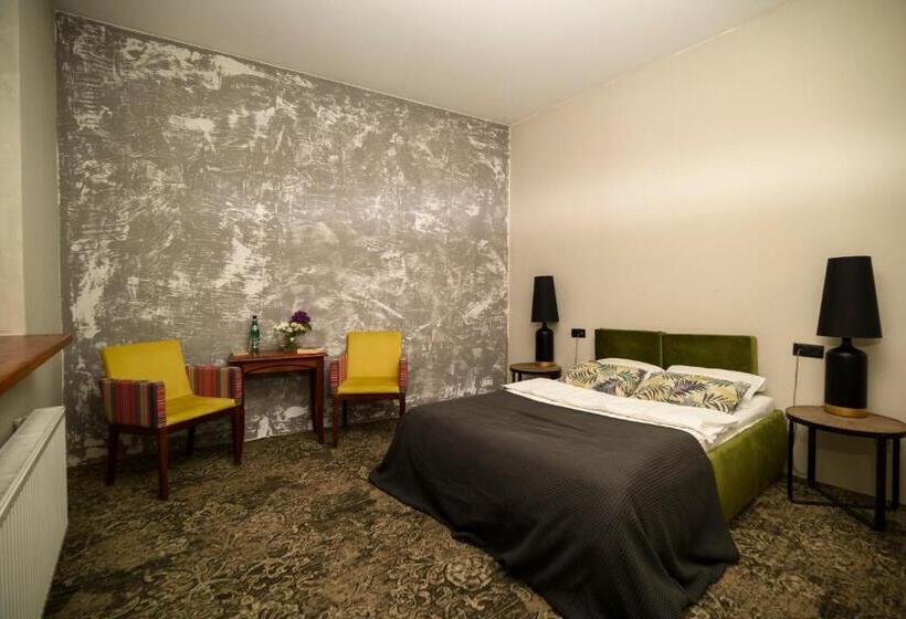 בית מלון כפרי Dworek Biały Domek