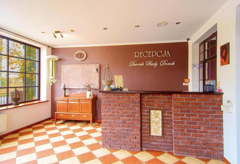 בית מלון כפרי Dworek Biały Domek