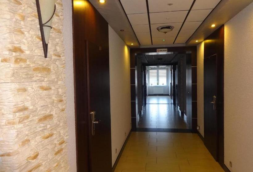 ホテル Gościniec Biznesowy