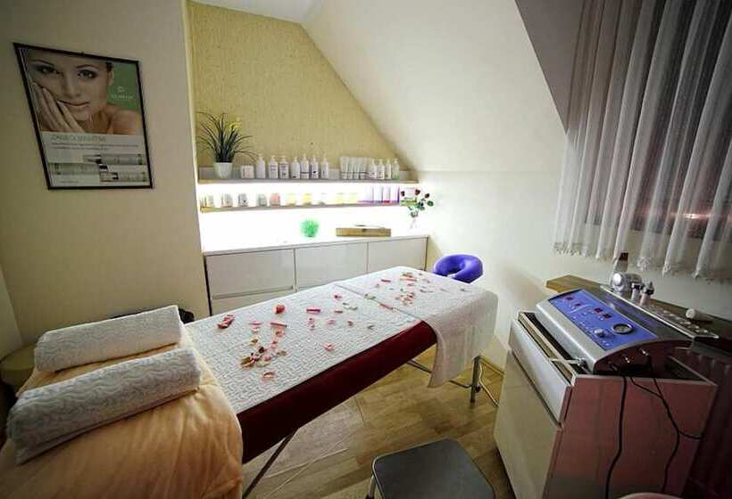 ホテル Kompleks Beskid