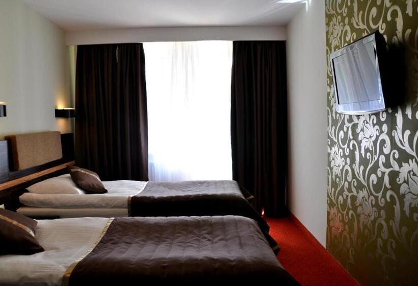 בית מלון כפרי Nad Wigrami