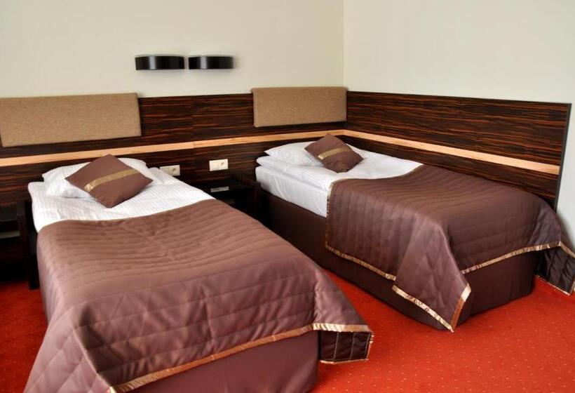 בית מלון כפרי Nad Wigrami