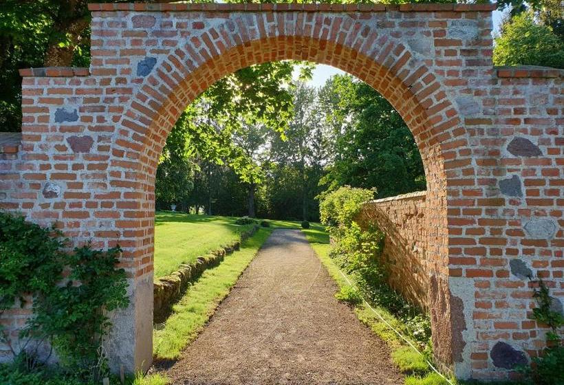 فندق Pałac Nakomiady