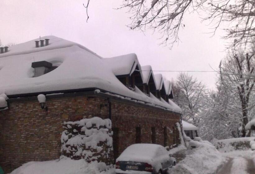 Отель Podzamcze